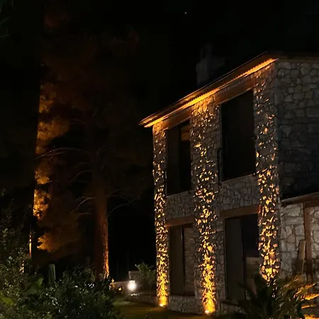 Felicita House Lodge Μαρμαρίς