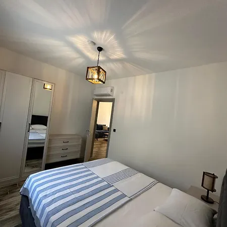 Cabană Felicita House *